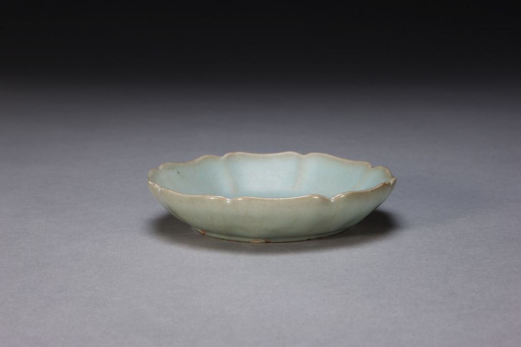 图片[1]-Jun Kiln Sky Blue Glazed Sunflower Mouth Plate-China Archive